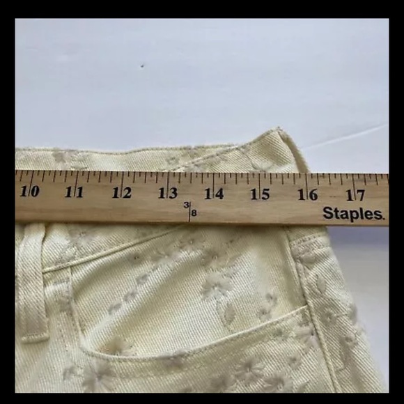 J. Crew Women Eyelet Billie Demi-Boot Crop Jean Cream Floral Button Fly Size 29 - Picture 9 of 11